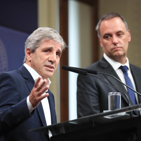 El Gobierno recorta $2,3 billones en 211 programas y ajusta salud, educación y medios públicos