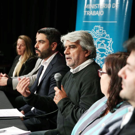 La Provincia impulsa un registro formal para trabajadores de plataformas digitales