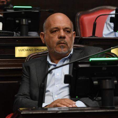 Libertarios acusan a Kicillof de “sacarle la comida a miles de chicos” tras la suspensión del programa MESA