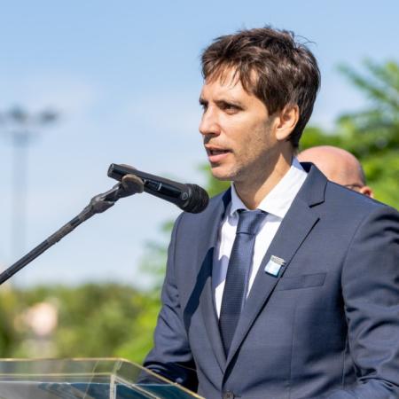 Passaglia cruzó a Kicillof por el operativo presidencial: “Ponete a trabajar, Axel”