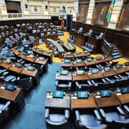 Diputados opositores denunciaron un bloqueo al debate por el IOMA