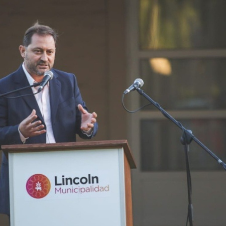 Serenal bancó el Presupuesto de Lincoln y apuntó contra la oposición y Milei: “No se gobierna faltando el respeto”