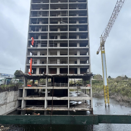 Escobar: la Justicia autorizó demoler el predio Floreal del Sol tras años de abandono