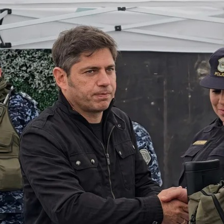 Tras el adiós al Indio Solari, Kicillof habló de un “encuentro histórico” entre el pueblo y su ídolo