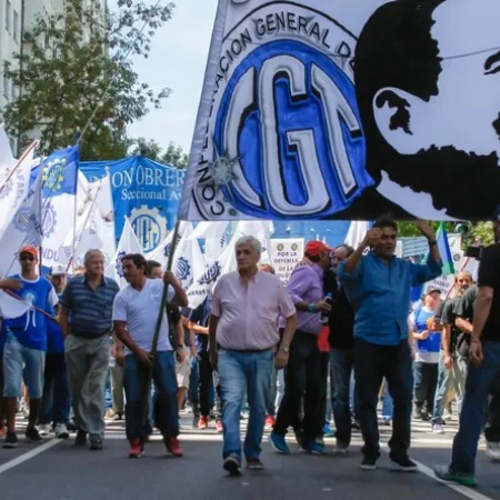 La CGT analiza un nuevo paro general tras la reglamentación de la reforma laboral de Milei