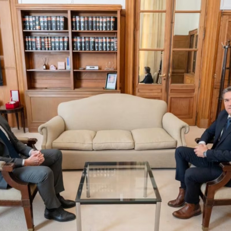 Milei suma apoyos de gobernadores para la reforma electoral, pero las PASO traban el avance