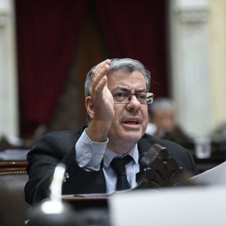 Martínez cargó contra la designación de Santilli: “No va a cambiar el rumbo del Gobierno”
