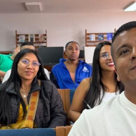 Pasantías en secundaria: el PRO impulsa un modelo similar al de CABA