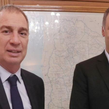 Milei mueve el Gabinete: Santilli a Jefatura de Gabinete para relanzar la gestión tras la salida de Adorni