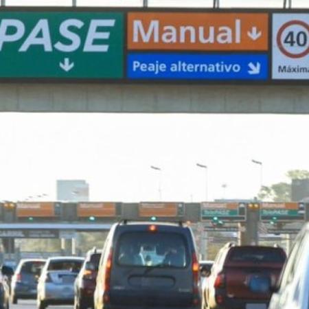 Peajes bonaerenses: impulsan un proyecto para que tengan wifi gratuito y carga de celulares