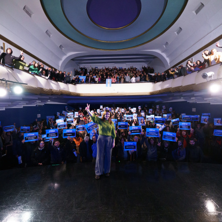Mariel Fernández lanzó su campaña a la gobernación con un acto a sala llena en CABA 