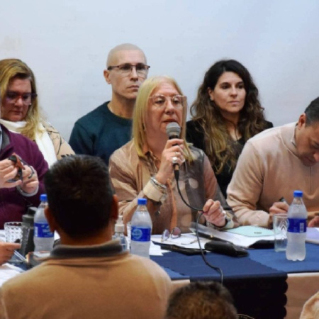 Con salarios “muy golpeados”, los docentes bonaerenses cerraron aumento del 7% con Kicillof