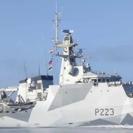 Tensión en el Atlántico Sur: diputados exigen explicaciones por el paso de un buque de guerra británico