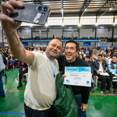 Malvinas Argentinas entregó casi 2.000 diplomas y ya suma 20 mil egresados en oficios