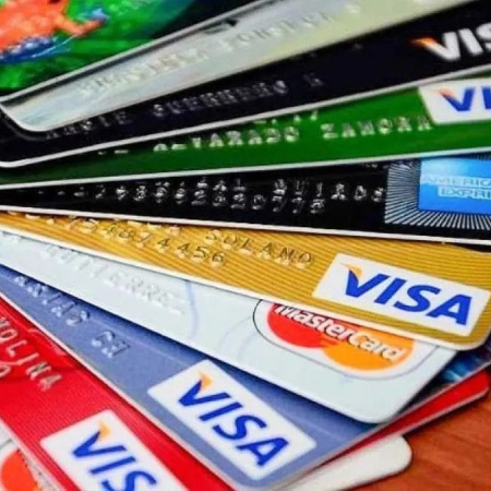 Jorge Macri lanzó un plan para refinanciar deudas de tarjetas: tasa fija del 35% y hasta 24 cuotas