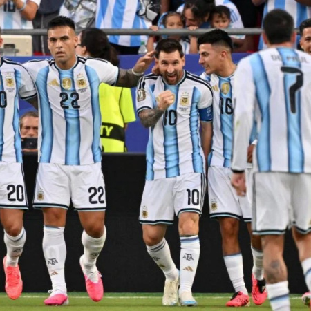 Milei respondió a críticas contra Argentina en redes y citó una frase atribuida a Churchill