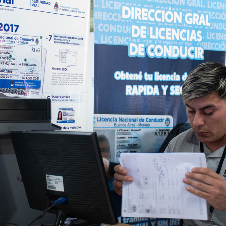 Cambia la licencia profesional en Moreno: nuevos requisitos para choferes que manejan fuera de la Provincia