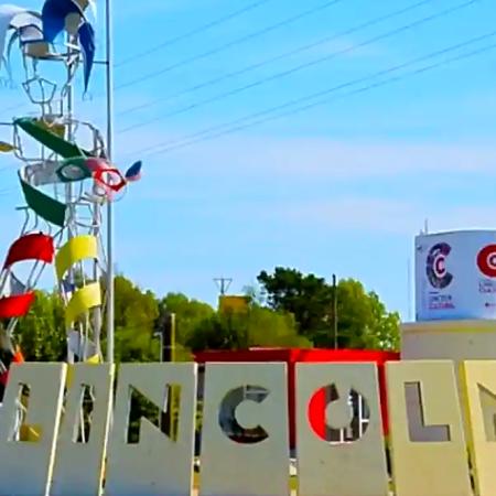 Lincoln analiza recortar sueldos de la planta política ante la crisis económica