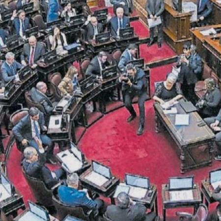 Sin votos, el oficialismo postergó por cuarta vez la reforma de la Ley de Tierras