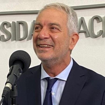 Alak busca reactivar el aeropuerto de La Plata: hub logístico de $37 millones y vuelos low cost a futuro
