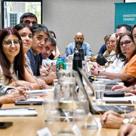 Paritaria docente bonaerense: la Provincia ofreció un 2,5% de aumento y los gremios lo rechazaron por “insuficiente”