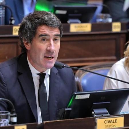 Civale presentó un paquete de leyes para promover inversiones, empleo y energías limpias