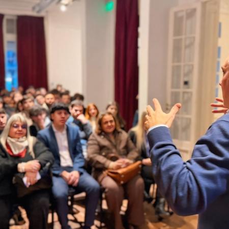 La Libertad Avanza bonaerense lanzó un programa de formación para jóvenes dirigentes