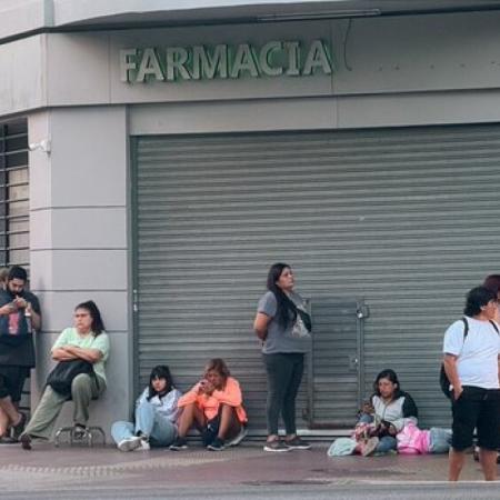 El empleo registrado cayó durante 12 meses y la CTA puso en duda la reforma laboral