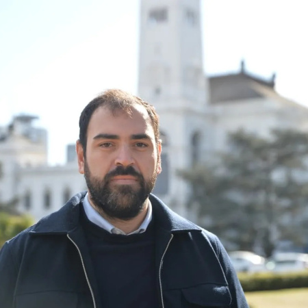 LLA propone "examen" para funcionarios en La Plata: idoneidad y aptitud psicofísica para entrar al Municipio