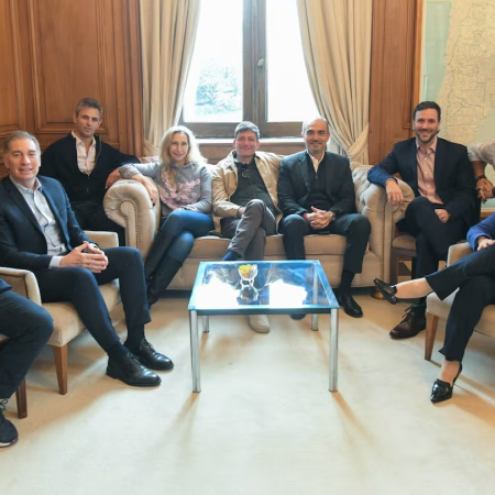 Ley de Tierras: el Gobierno sube al 25% el tope para venta a extranjeros y reúne a la mesa política