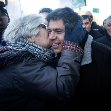"Con ciertas cosas no se jode": Kicillof en San Cayetano habló de soberanía y crisis