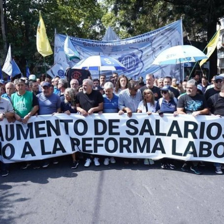 Un trabajador necesitó más de $3 millones en julio, según un índice sindical