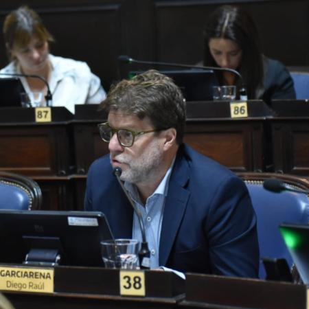 Garciarena cruzó a Kicillof: “Su garantía hoy es insolvente”