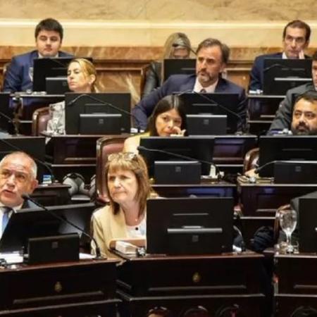 Sin votos y bajo presión, el oficialismo retiró la reforma de la Ley de Tierras