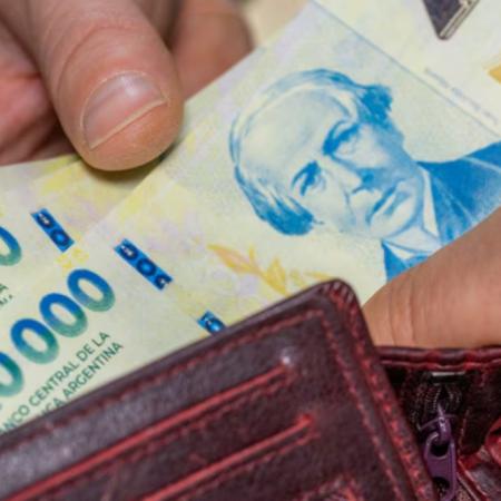 La morosidad paraliza la mitad del crédito en pesos y anticipan más tensión hacia 2027