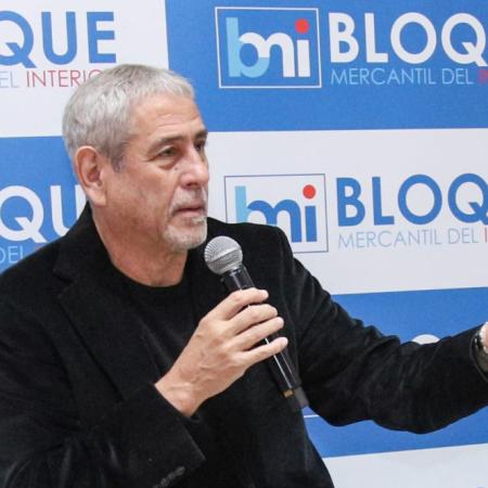 Ferraresi volvió al municipio tras dejar la intendencia, pero con otro rol