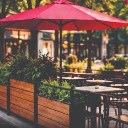 Parklets: aprueban una alternativa para comer y beber al aire libre