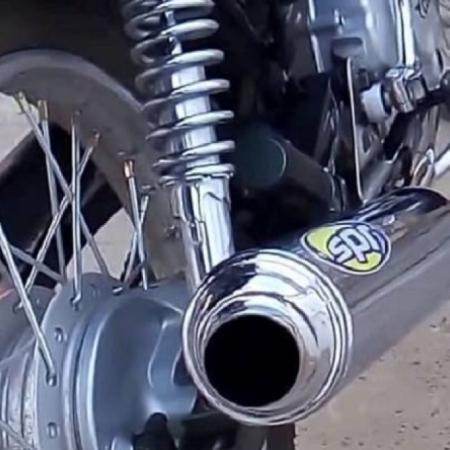 Avanza un proyecto para poner límites a los escapes libres de motos y autos