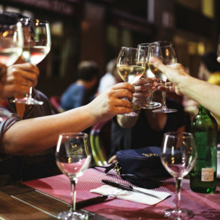 Moreno lanza la primera Noche de los Bares e invita a los gastronómicos a sumarse
