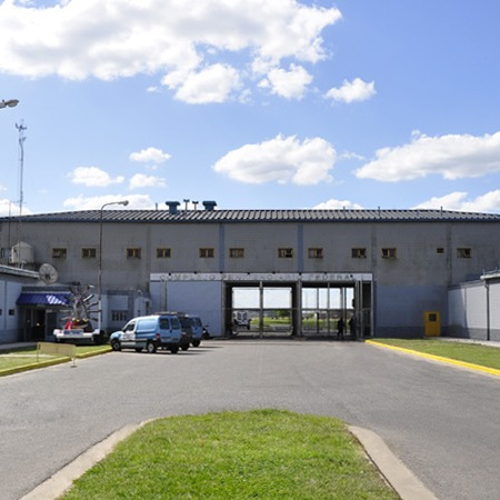 Cárceles federales al límite: más de la mitad de los presos en Ezeiza y Marcos Paz está sin condena firme