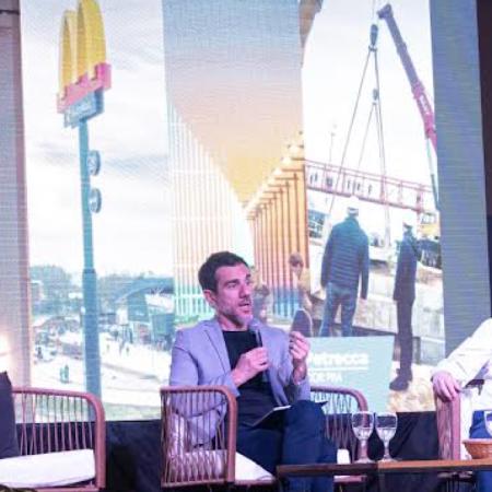 Petrecca pidió autonomía municipal y una nueva Ley Orgánica