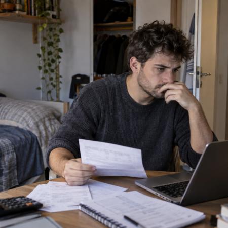 Casi cuatro de cada diez jóvenes no consiguen dejar la casa familiar