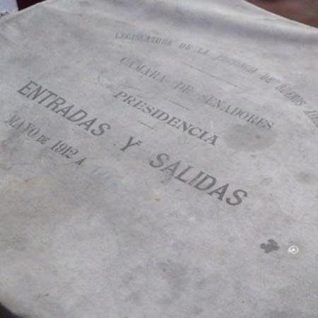 Un libro del Senado de 1912 apareció en un remate y volvió a la Legislatura