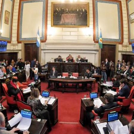 Los trabajadores de bingos y casinos podrán cobrar a través del Banco Provincia