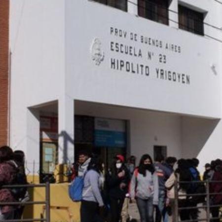 Cruce a Kicillof por cuatro escuelas sin gas en Zárate