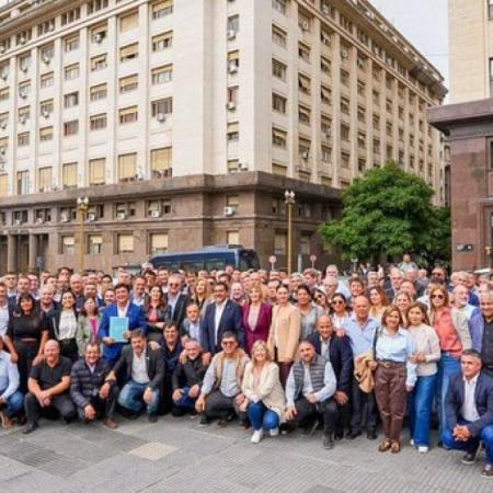 Once intendentes quedaron atrapados en una zona gris que puede alterar el mapa bonaerense