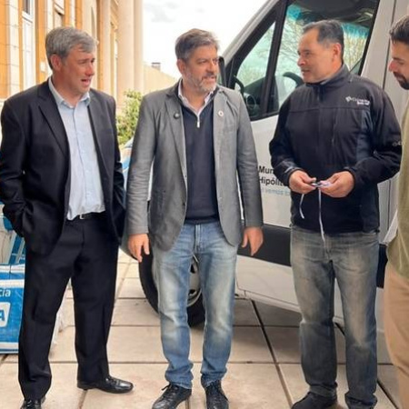 Ambiente, educación y obras: anuncios y entregas en Hipólito Yrigoyen