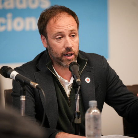 Pablo López advirtió que la recaudación refleja el derrumbe del consumo