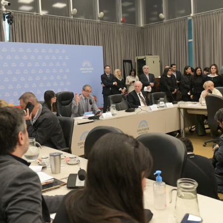 Presupuesto 2027: el Gobierno va a Diputados a defender $7,7 billones para universidades y la oposición exige $11 billones