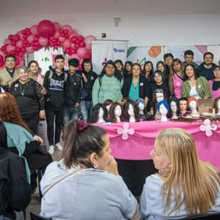 Octubre Rosa en Burzaco: Almirante Brown dio el primer paso de su Banco de Pelucas Solidarias
